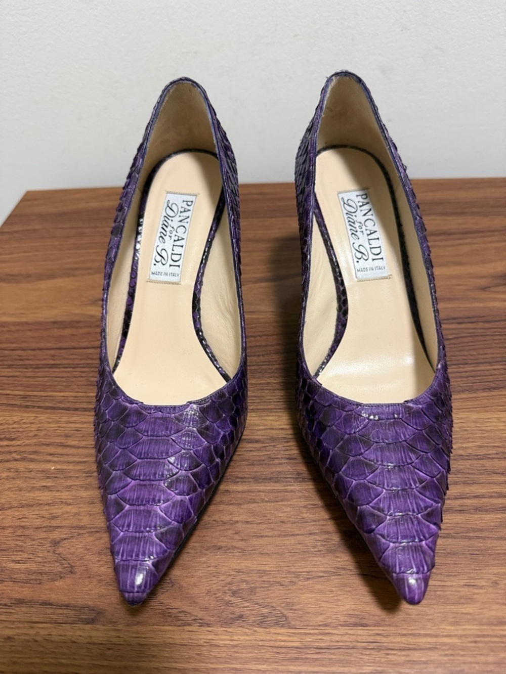 Pancaldi for Diane B Purple Snakeskin Pointed Toe Pump w/Stiletto Heel. Size 39.